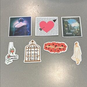 Taylor Swift Magnets (Set of 7)